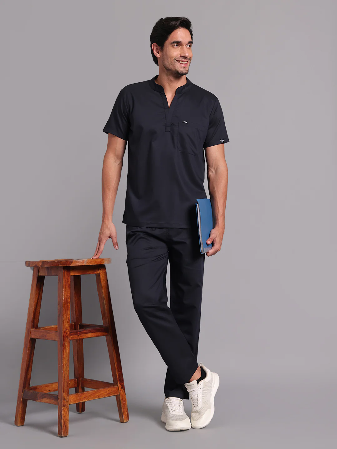 Move Lite Men Ink blue (Mandarin Neck) Scrub Set - Image 4