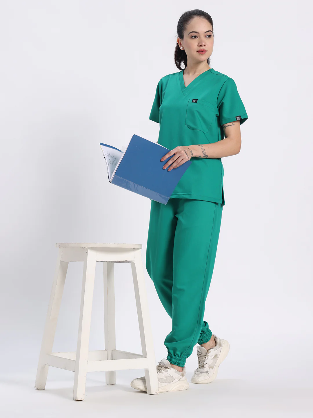 Stretchable (4Way) Women Sea Green V-Neck With Jogger Scrub Set - Image 6